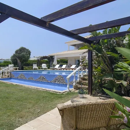 Villa Lgs64v4 Luxuosa Moradia Em Frente Falesia, Linda
