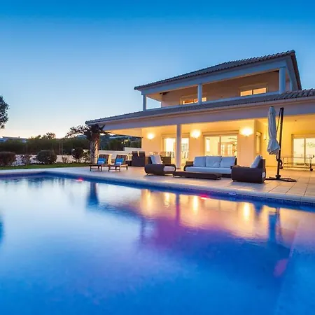 Villa Lgs64v4 Luxuosa Moradia Em Frente Falesia, Linda *