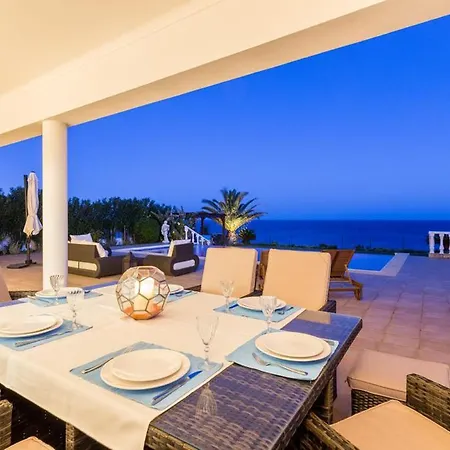 Villa Lgs64v4 Luxuosa Moradia Em Frente Falesia, Linda Luz