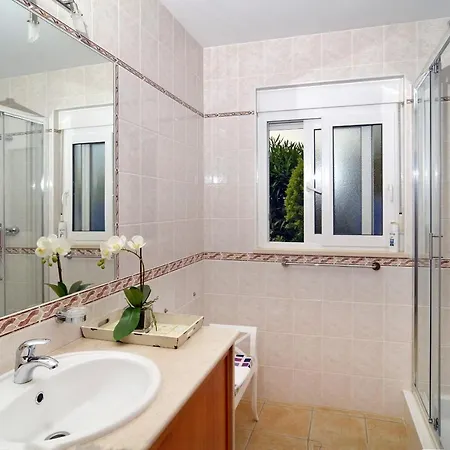 Villa Lgs64v4 Luxuosa Moradia Em Frente Falesia, Linda *